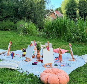 Outdoor creative workshop setup